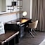 Renaissance by Marriott Atlanta Airport Gateway Hotel