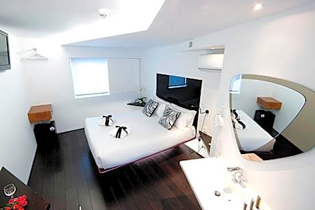 Double Room with Romantic Package