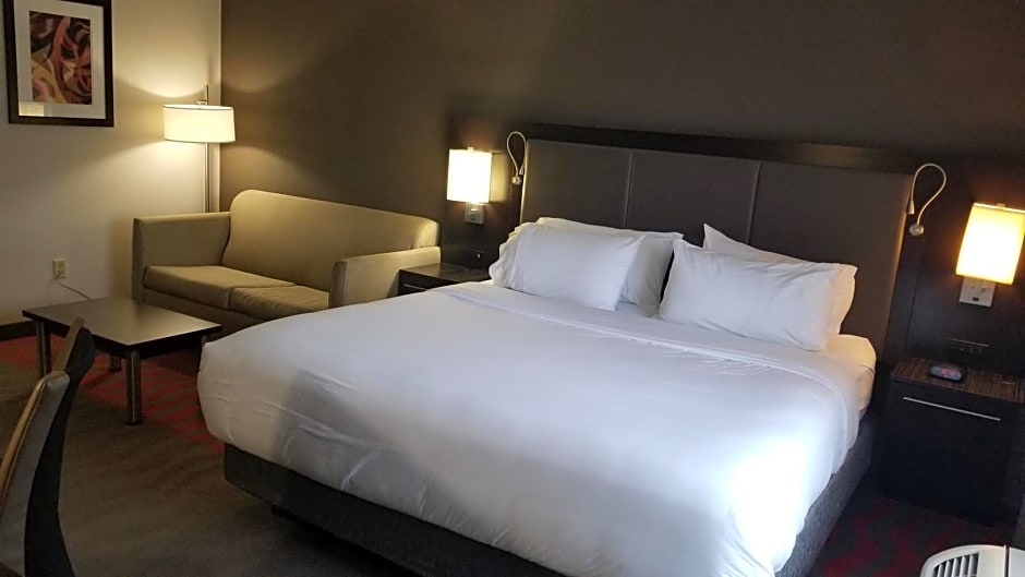 Holiday Inn Express & Suites Columbus SE - Groveport, an IHG Hotel