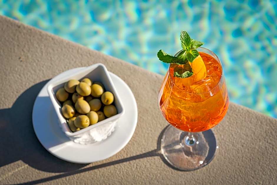 Villa Neroli - Place of Charme