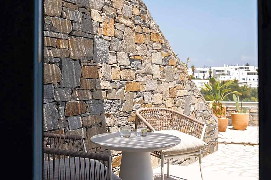 Aura Suites Paros