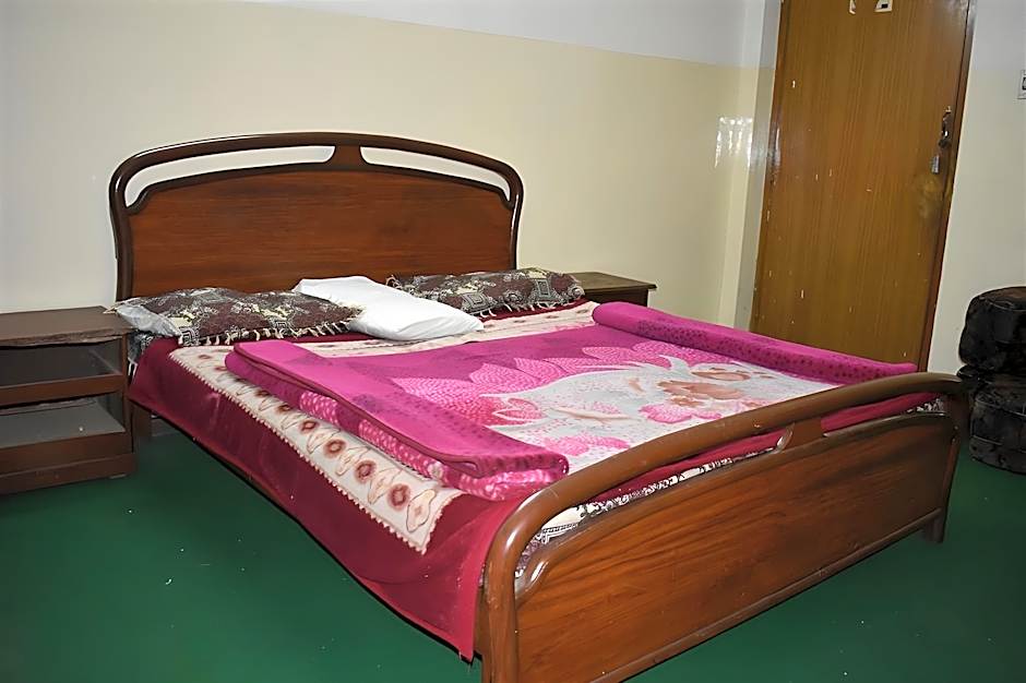 Capital Hotel – Murree, IN