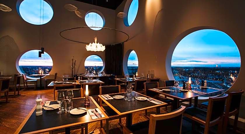 Quality Hotel Strawberry Arena