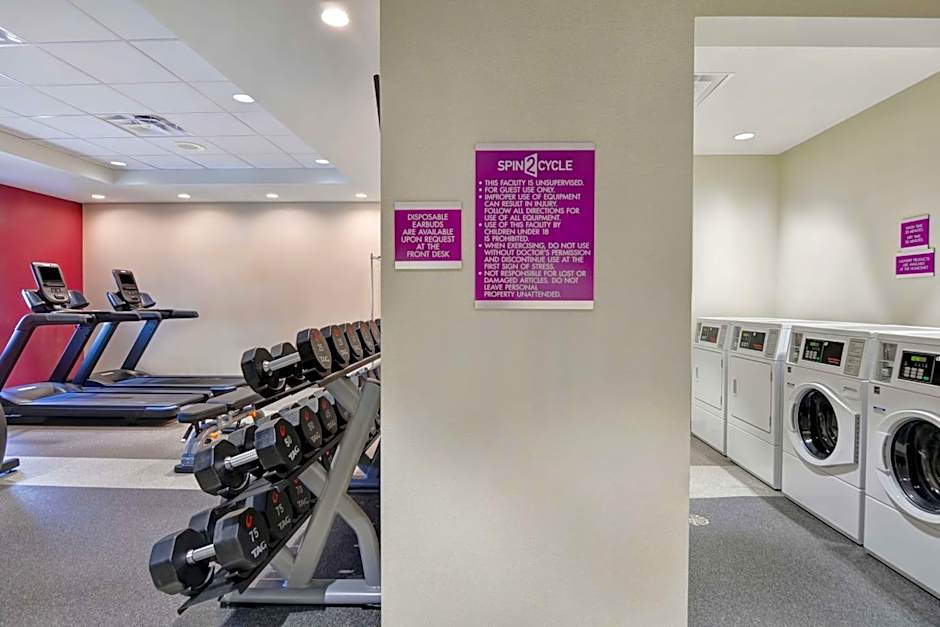 Home2 Suites by Hilton Naples I-75 Pine Ridge Road