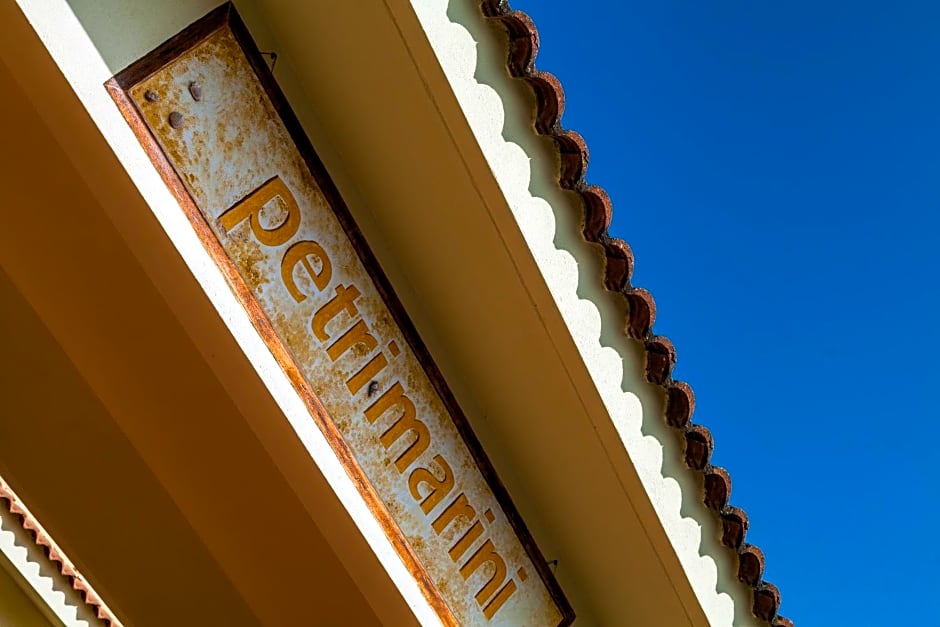 Hotel Petri Marini