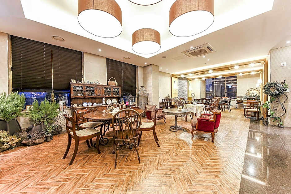 Brown Dot Gimpo Janggi Station Branch