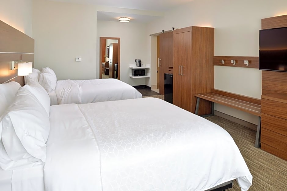Holiday Inn Express and Suites Elko By IHG