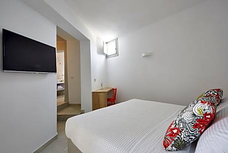 Executive 2BD Suite with Sea View & outdoor Jacuzzi