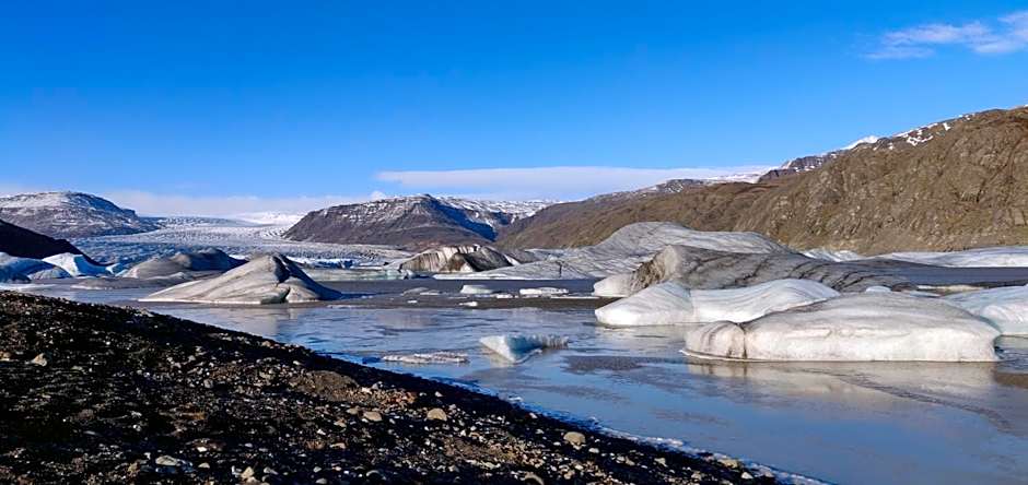 Glacier World - Hoffell Guesthouse