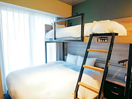 Universal Room - Non-Smoking