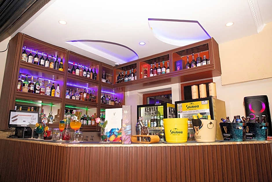 West Lerruat Hotel