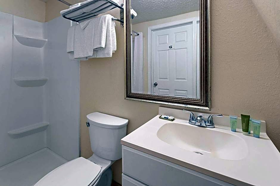 Wildwood Inn Hotel Beach & Boardwalk