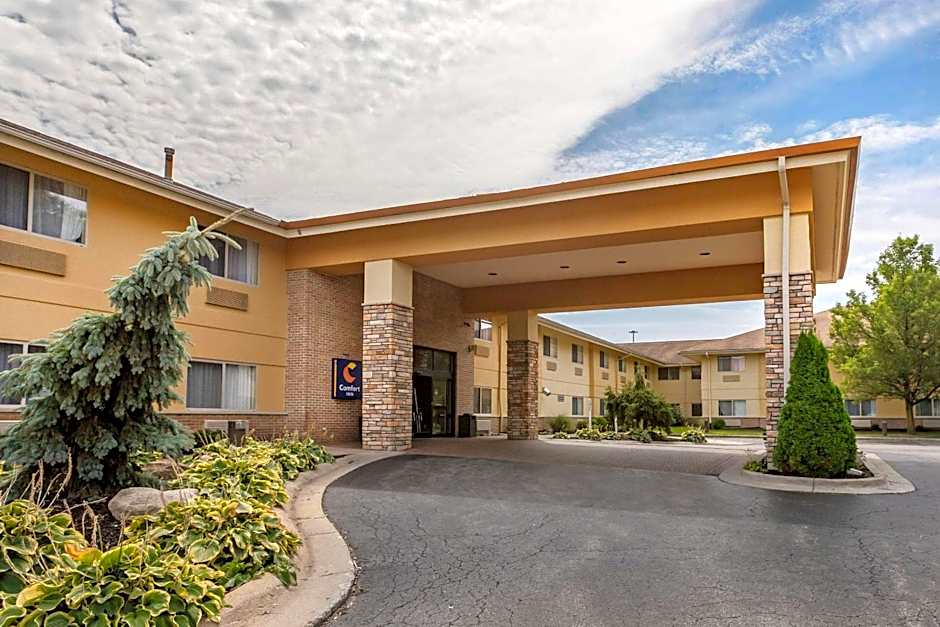Comfort Inn Okemos