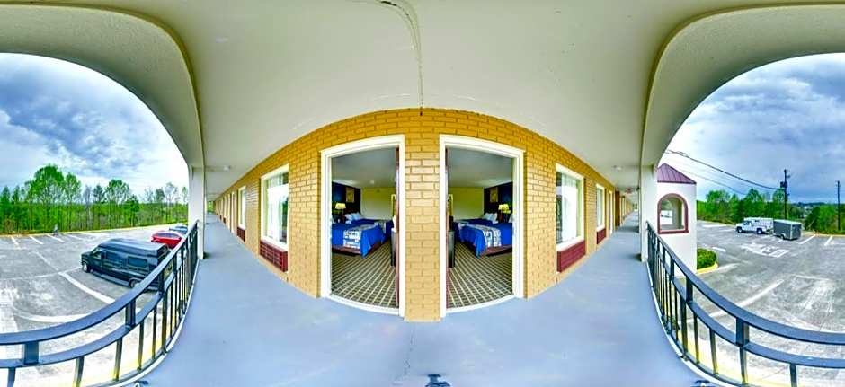 Dahlonega Mountain Inn