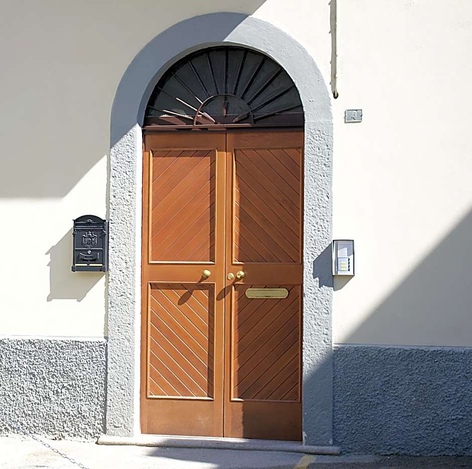 La Casa Sul Sasso In town serviced accommodations