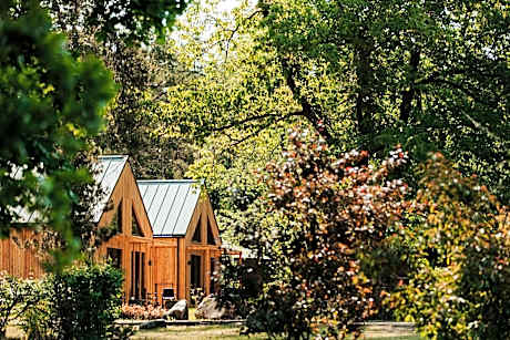 Jabłoń Lake Resort