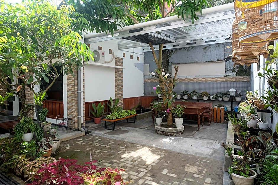 RedDoorz Syariah near Kampus UNSOED Purwokerto