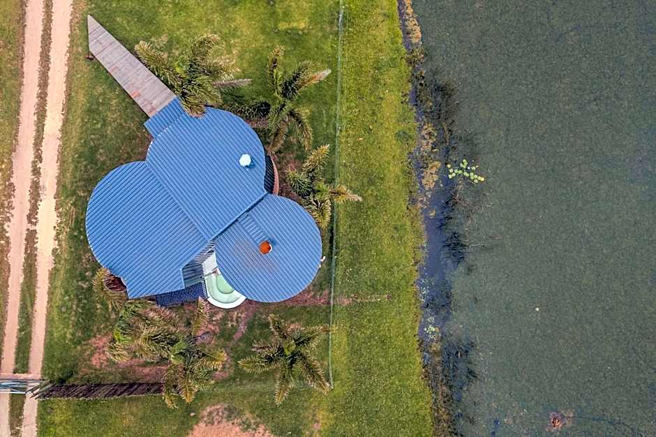 Buff & Fellow Eco Cabins