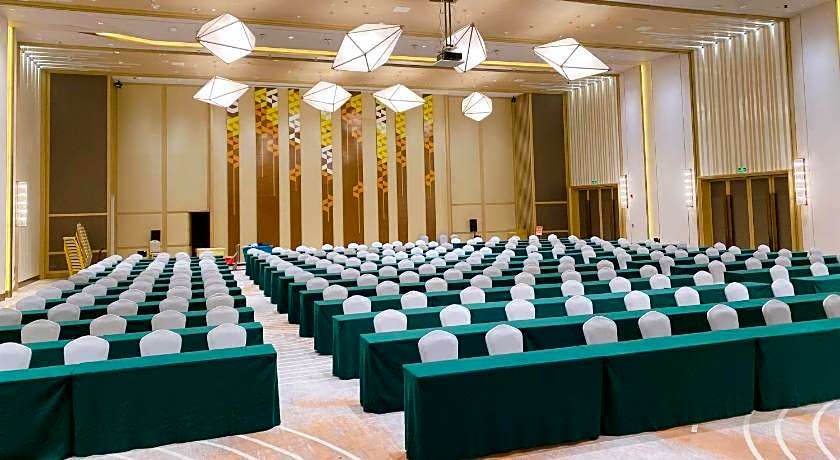 Holiday Inn Shaoguan Downtown By IHG