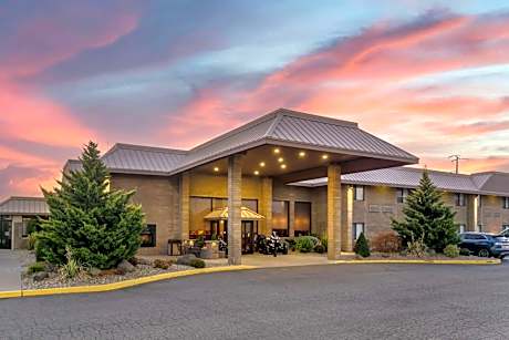 Best Western Plus Ahtanum Inn