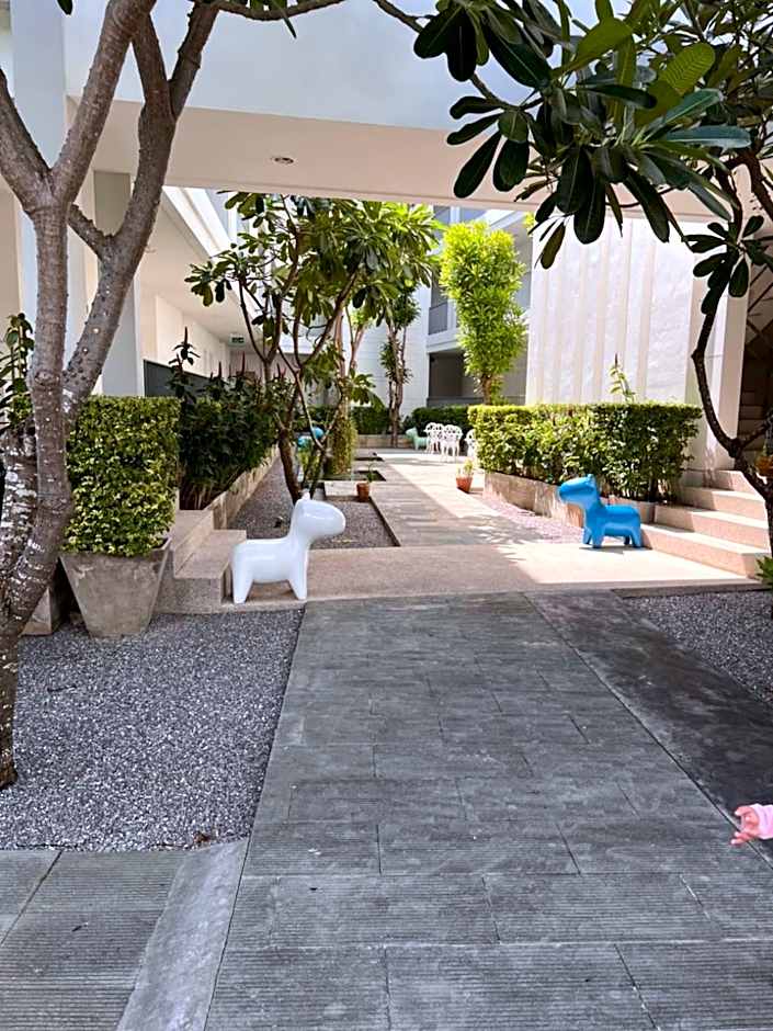 The Sea Condominium SeaView