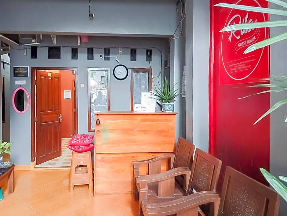 RedDoorz @ Rita Guesthouse Pangandaran