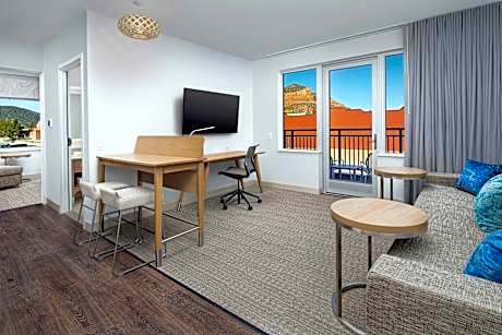 1 Bedroom Suite, 1 King, Sofa bed, Corner room, Balcony