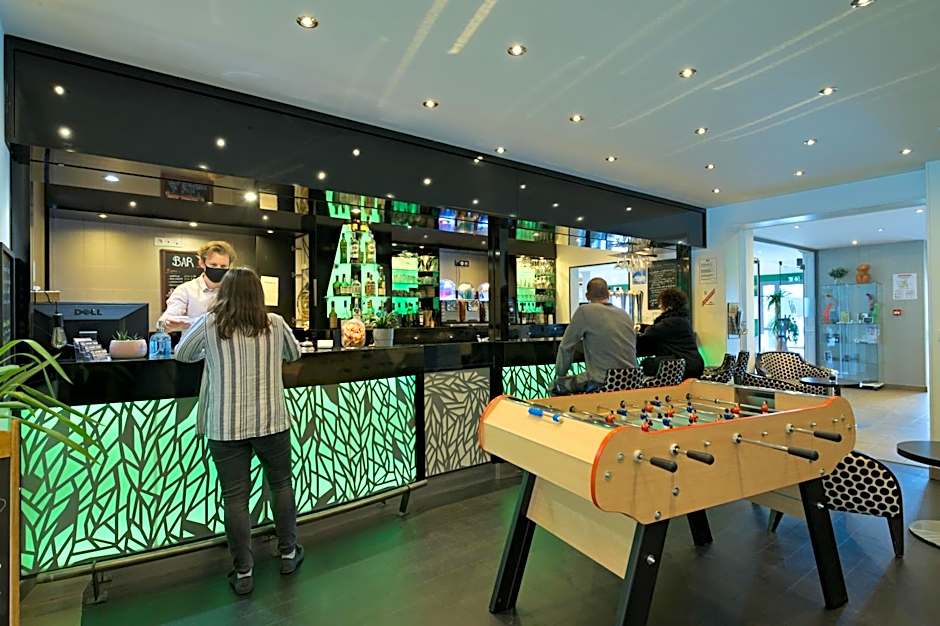 Le Konine - Hotel & Bar & Restaurant