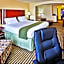 Holiday Inn Express & Suites Perry By IHG