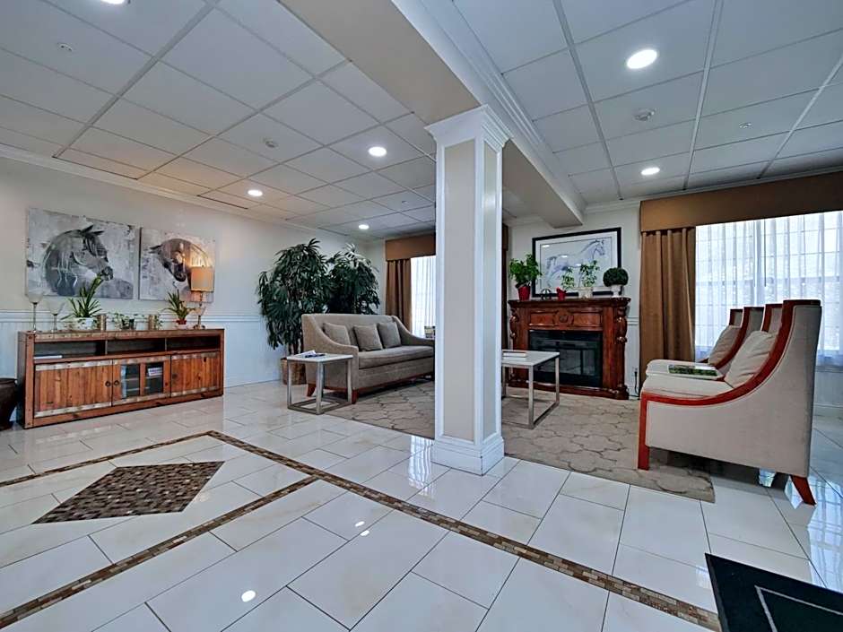 Red Lion Inn & Suites Auburn