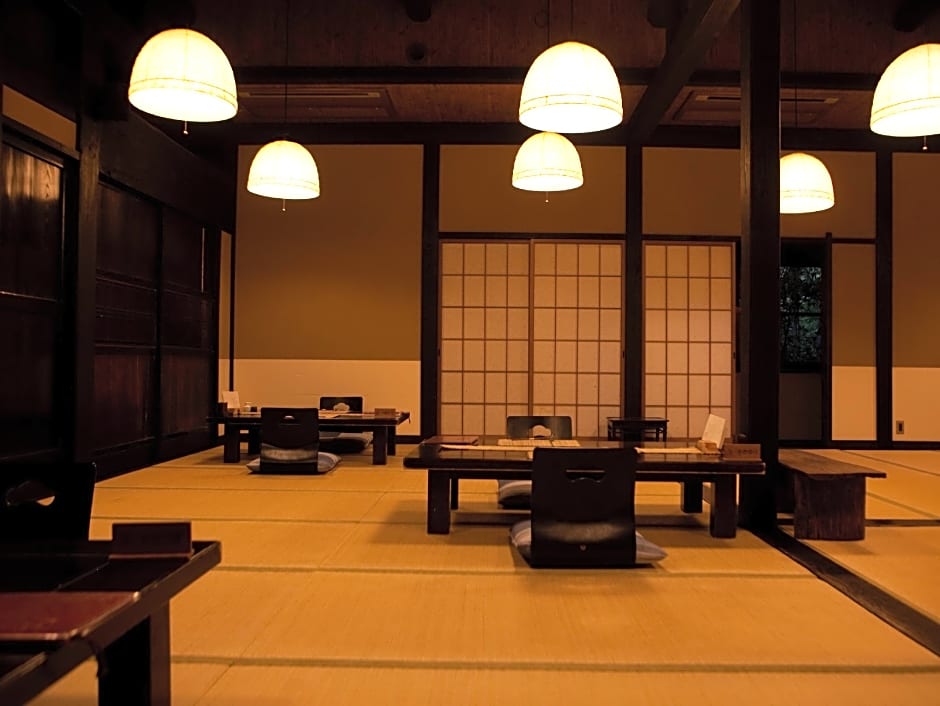 Yufuin Ryokan Gettouan