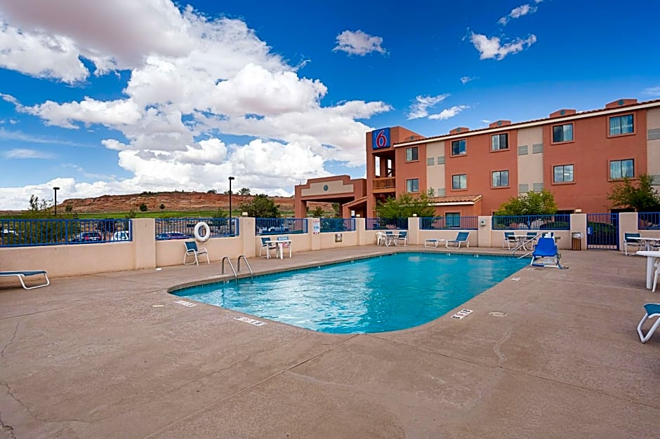 Motel 6-Page, AZ