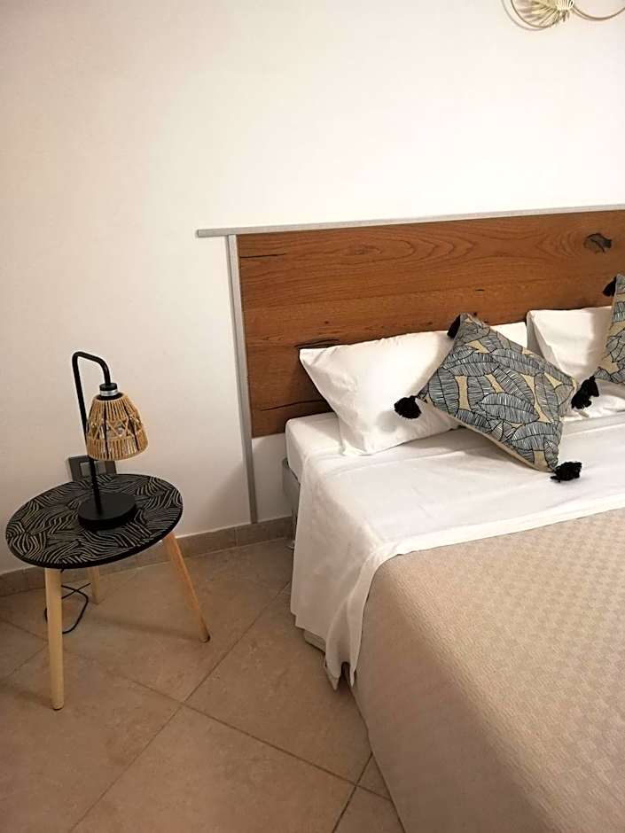 215 addaura luxury room