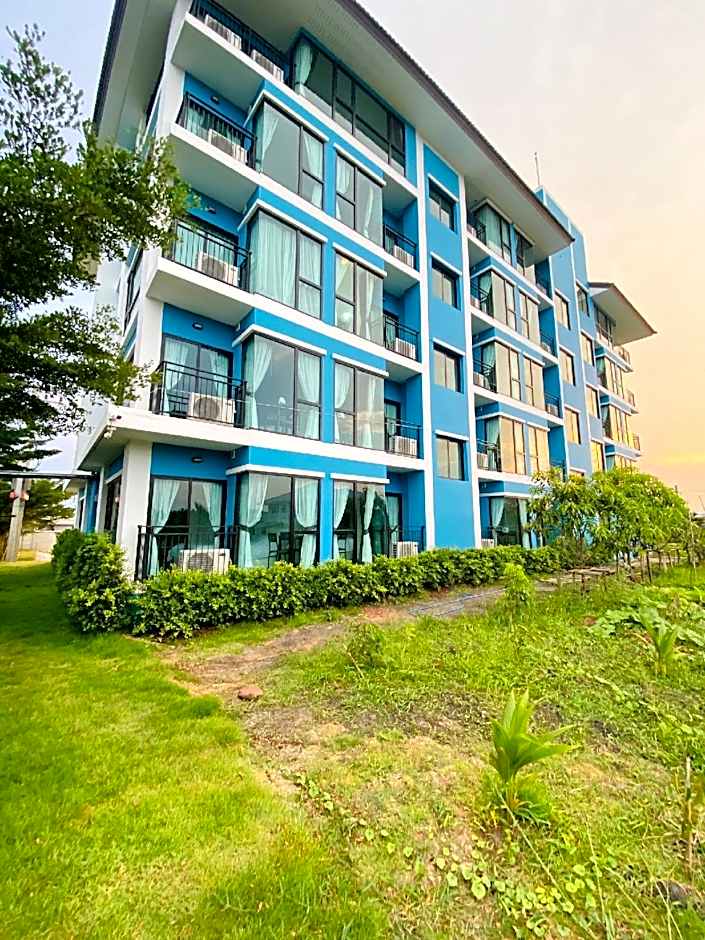 Arunsakhon luxury condo