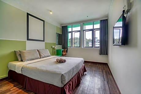 Parkland Express Hotel