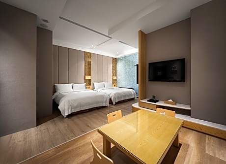 Japanese Quadruple Room