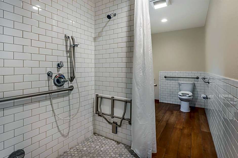 Best Western Town & Country Lodge