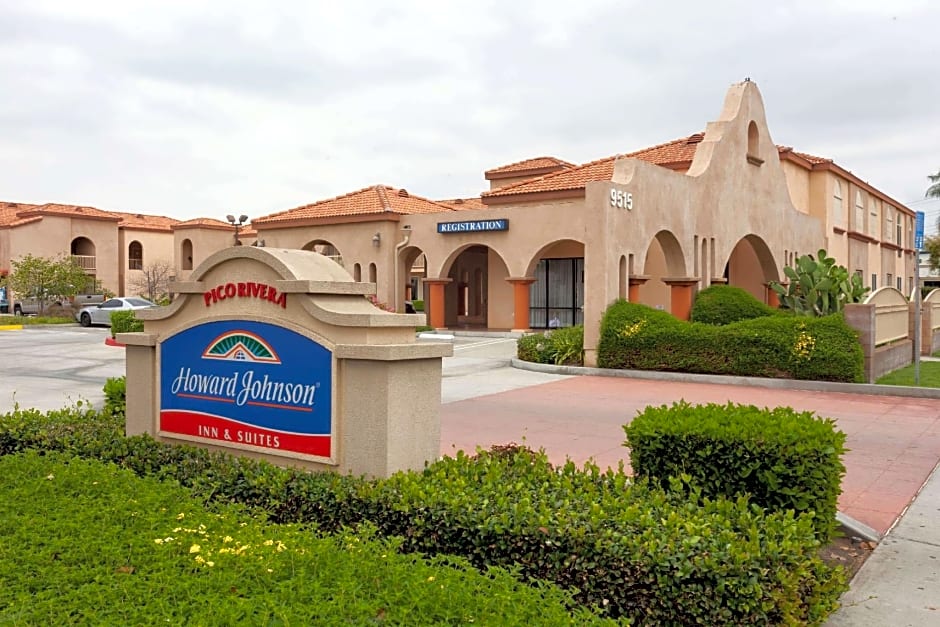 Howard Johnson Hotel & Suites by Wyndham Pico Rivera