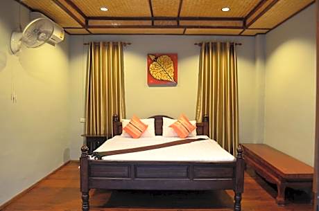 Deluxe Double Bungalow