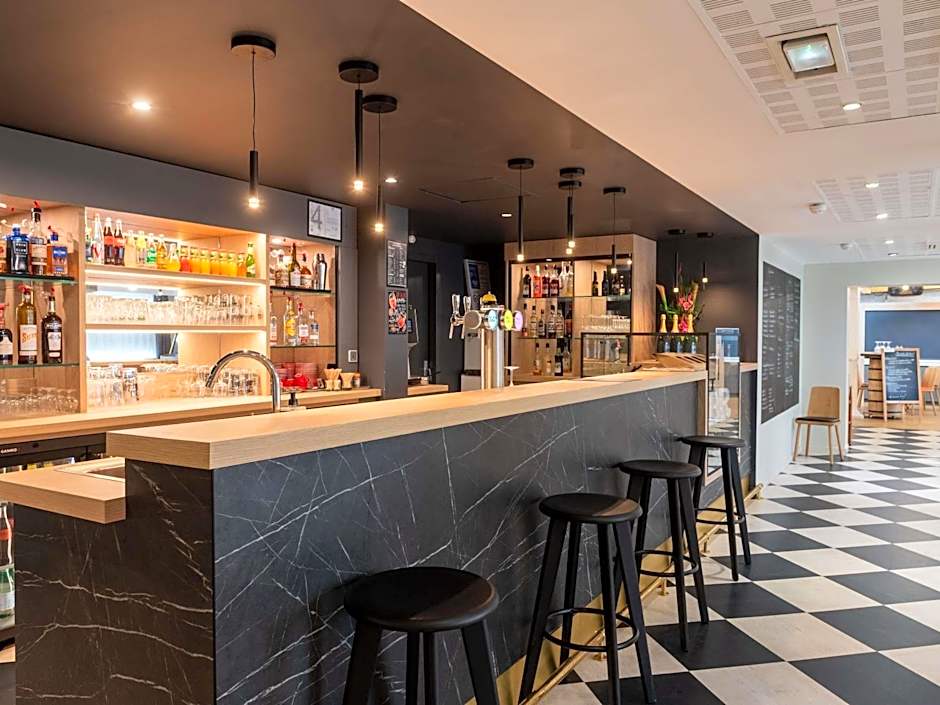 ibis Lyon Est Bron
