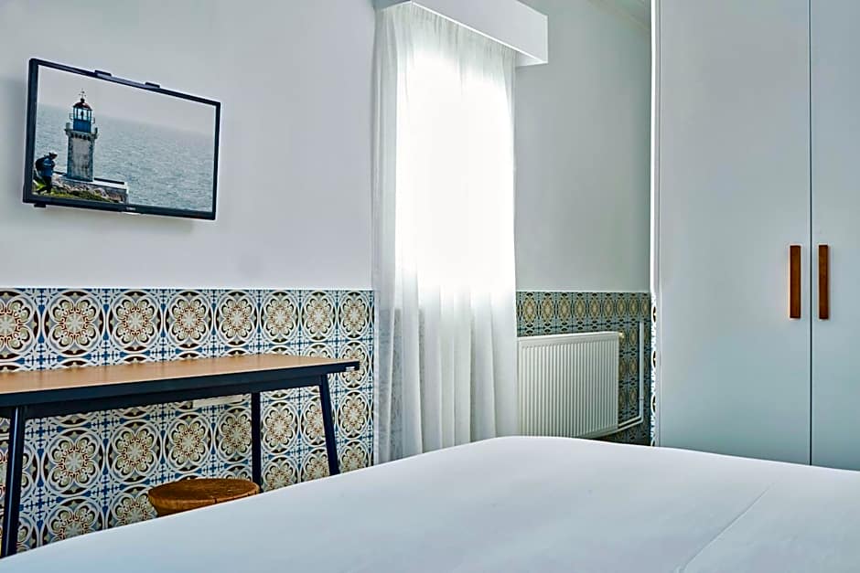 Angelina Boutique Escape