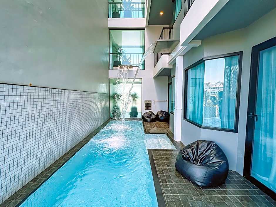 Ratri Hotel Phuket Old Town