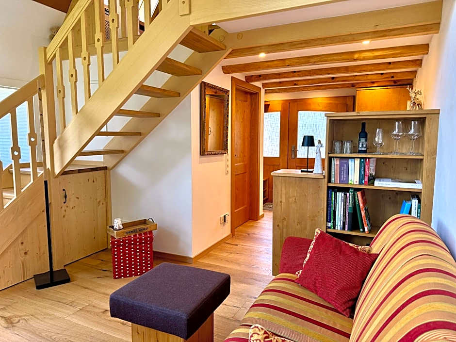 Hollhouse - Bed & Breakfast