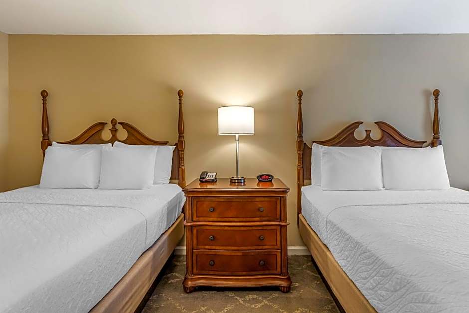 Best Western Plus Santee Inn