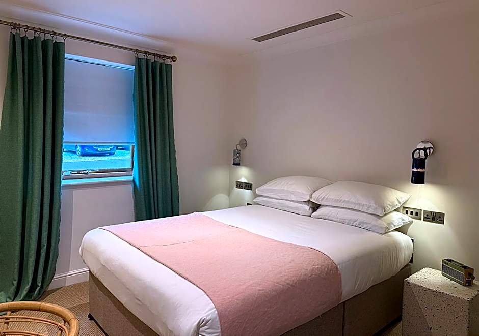 The Ridings at Theobalds Park