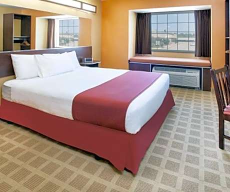 1 Queen Bed Non-Smoking