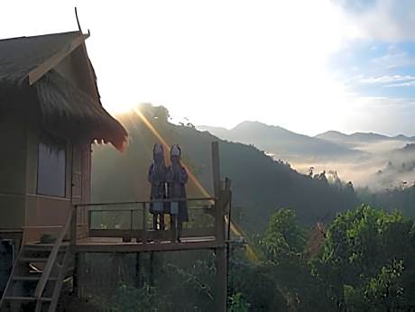 Akha Hill House Hotel