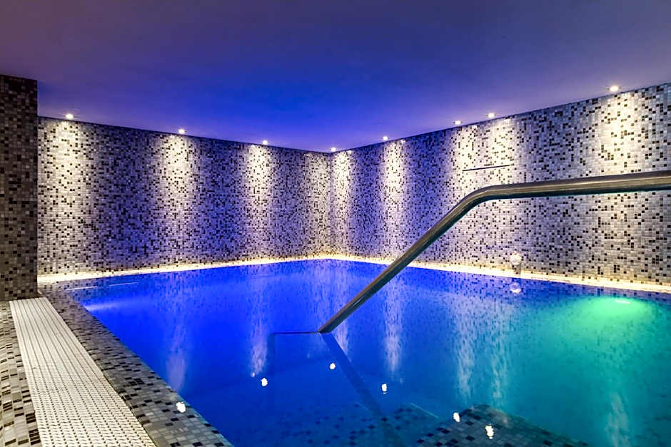 Hotel Ambassador