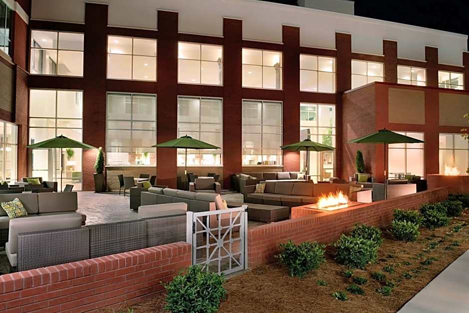 Embassy Suites By Hilton Charlotte/Ayrsley