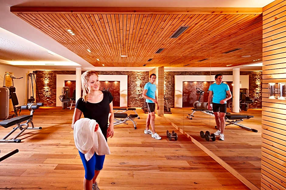 Hotel Berghof Crystal Spa & Sports